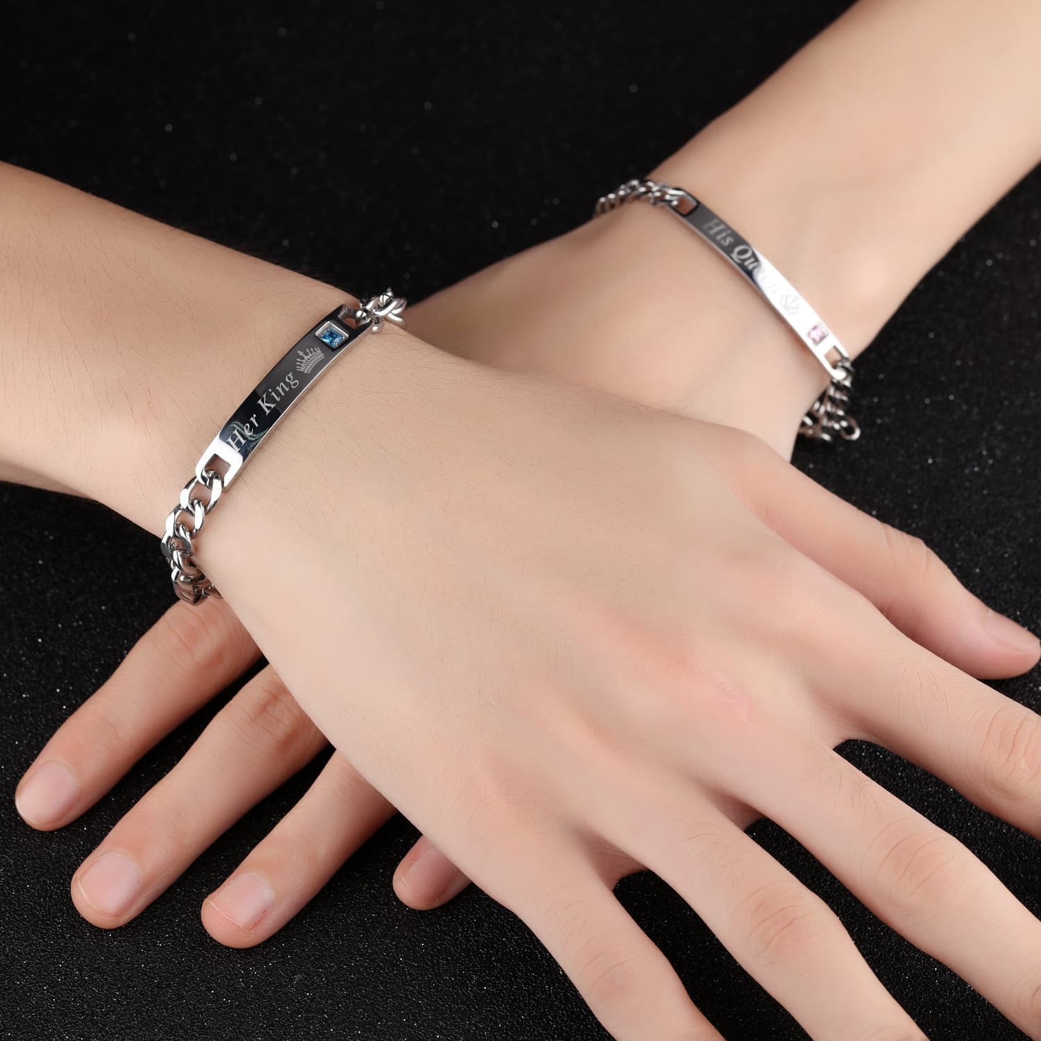 ペアブレスレット 王様と女王様刻印宝石付き喜平チェーンブレスレット