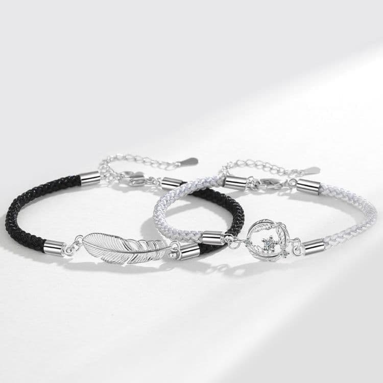 ペアブレスレット 羽根と月モチーフ編み込みペアブレスレット