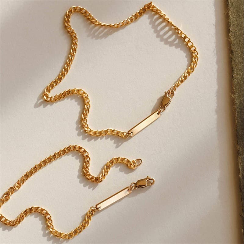 ペアブレスレット 刻印プレート付き華奢チェーンペアブレスレット